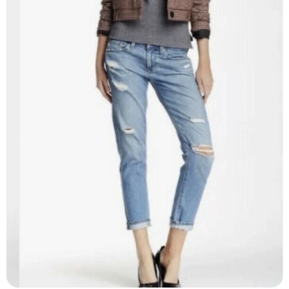 AG Nikki distressed crop jeans New 31